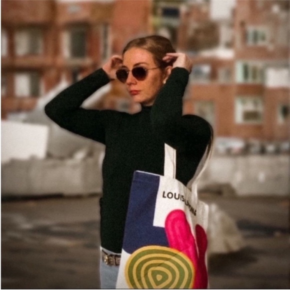 Louis Vuitton Novelty Canvas Eco Tote Bag Shenzhen Exhibition 2022 Limited 16x16 - Picture 5 of 14